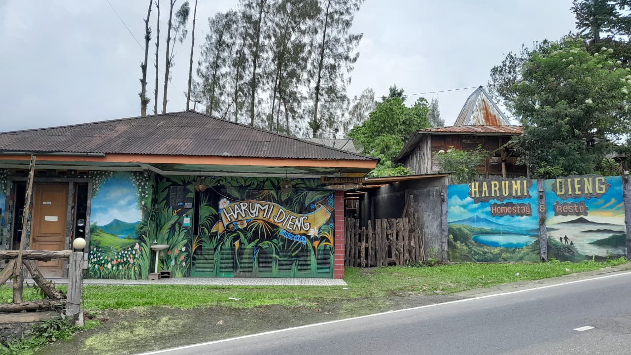 Harumi Dieng Homestay